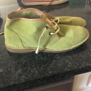 Frye chukka ankle boot 10 women, 8.5 men